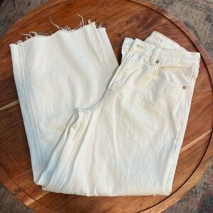American Eagle White Frayed Hem Jeans